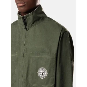Areena Design <p><strong>Stone Island x New Balance Reversible Track Jacket</strong> delivers a sport-inspired track jacket look for athleisure outfits, travel, casual styling, and active everyday looks. Its distinctive design offers easy layering, sporty visual appeal, and versatile outfit pairing, making it a strong choice for personal wardrobes, collections, or gifting.</p> Stone Island x New Balance Reversible Track Jacket <p><strong>Stone Island x New Balance Reversible Track Jacket</strong> delivers a sport-inspired track jacket look for athleisure outfits, travel, casual styling, and active everyday looks. Its distinctive design offers easy layering, sporty visual appeal, and versatile outfit pairing, making it a strong choice for personal wardrobes, collections, or gifting.</p>