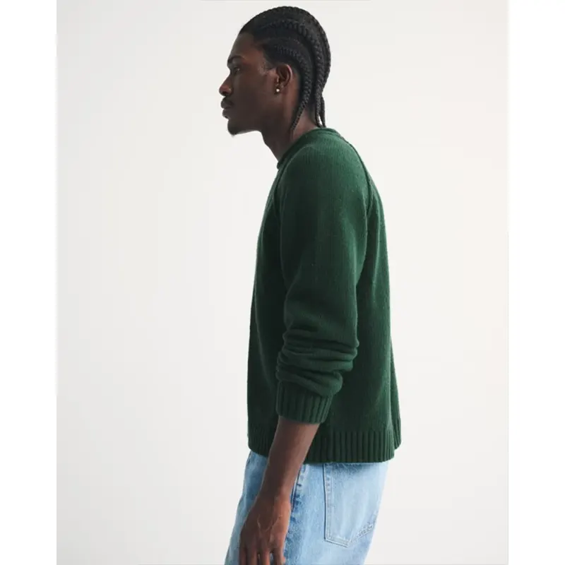 Abercrombie Roll Neck Sweater 2 Abercrombie Roll Neck Sweater <p>Discover the <strong>Abercrombie Roll Neck Sweater</strong>, a stylish sweater option for refined casual layering. Ideal for everyday outfits, seasonal styling, streetwear looks, and a versatile wardrobe rotation.</p>