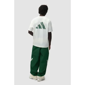 Areena Design <p>Shop the <strong>Arte Antwerp x Adidas T-shirt</strong>, a standout T-shirt style for casual wear and street-inspired outfits. Ideal for everyday styling, layered looks, fan fashion, and statement wardrobes.</p> Arte Antwerp x Adidas T-shirt <p>Shop the <strong>Arte Antwerp x Adidas T-shirt</strong>, a standout T-shirt style for casual wear and street-inspired outfits. Ideal for everyday styling, layered looks, fan fashion, and statement wardrobes.</p>