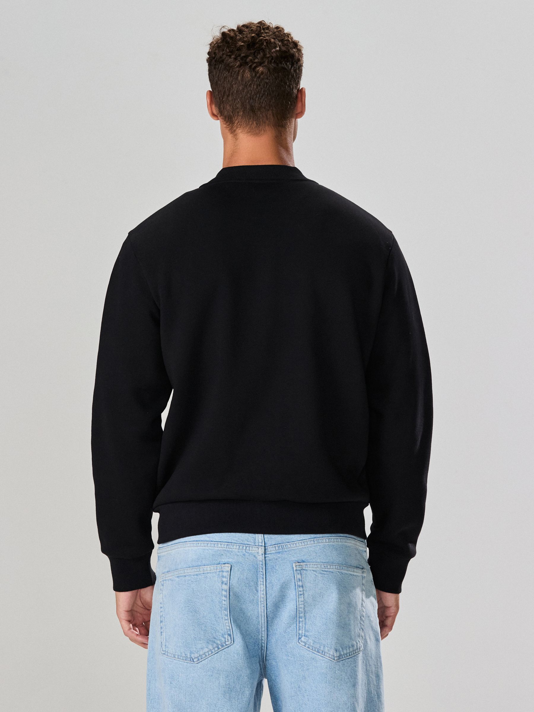 F70019s3.jpg Test Adidas SPZL Merkland Jacket <p>Show your connection to Adidas SPZL with the Adidas SPZL Merkland Jacket. This classic jacket brings a bold, fan-inspired identity to match days, travel, and casual outfits while remaining easy to coordinate with everyday wardrobe basics.</p>