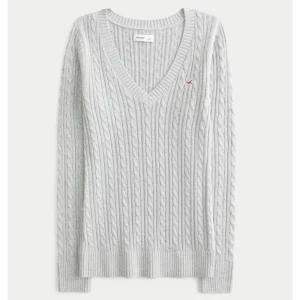 Hollister Girls Ivy Cable-Knit V-Neck Sweater