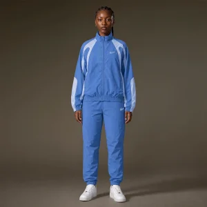 Areena Design <p>Shop the <strong>NOCTA Northstar Nylon Track Jacket</strong>, a sport-inspired track jacket style suited to casual outfits and modern streetwear. Ideal for everyday layering, athleisure looks, travel styling, and collections.</p> NOCTA Northstar Nylon Track Jacket <p>Shop the <strong>NOCTA Northstar Nylon Track Jacket</strong>, a sport-inspired track jacket style suited to casual outfits and modern streetwear. Ideal for everyday layering, athleisure looks, travel styling, and collections.</p>