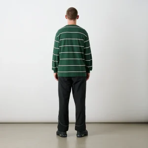 Areena Design <p>Discover the <strong>Palace Duo Stripe Green Longsleeve Sweater</strong>, a stylish sweater option for refined casual layering. Ideal for everyday outfits, seasonal styling, streetwear looks, and a versatile wardrobe rotation.</p> Palace Duo Stripe Green Longsleeve Sweater <p>Discover the <strong>Palace Duo Stripe Green Longsleeve Sweater</strong>, a stylish sweater option for refined casual layering. Ideal for everyday outfits, seasonal styling, streetwear looks, and a versatile wardrobe rotation.</p>