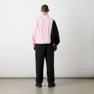 Areena Design <p>Shop the <strong>Palace Palazzo Shell Chill Pink Jacket</strong>, a statement jacket style for casual layering and standout outfits. Ideal for streetwear, seasonal styling, themed looks, and everyday outerwear rotation.</p> Palace Palazzo Shell Chill Pink Jacket <p>Shop the <strong>Palace Palazzo Shell Chill Pink Jacket</strong>, a statement jacket style for casual layering and standout outfits. Ideal for streetwear, seasonal styling, themed looks, and everyday outerwear rotation.</p>