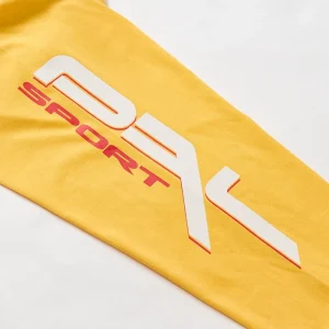 Areena Design <p>Refresh your casual wardrobe with the <strong>Palace Palinari Longsleeve Yellow Sweatshirt</strong>. This sweatshirt style works well for layered looks, street-inspired outfits, relaxed styling, and everyday wear.</p> Palace Palinari Longsleeve Yellow Sweatshirt <p>Refresh your casual wardrobe with the <strong>Palace Palinari Longsleeve Yellow Sweatshirt</strong>. This sweatshirt style works well for layered looks, street-inspired outfits, relaxed styling, and everyday wear.</p>