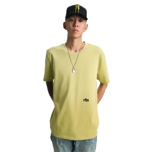 Areena Design <p>Shop the <strong>RtA Liam Short Sleeve Thorn Lemon T-shirt</strong>, a standout T-shirt style for casual wear and street-inspired outfits. Ideal for everyday styling, layered looks, fan fashion, and statement wardrobes.</p> RtA Liam Short Sleeve Thorn Lemon T-shirt <p>Shop the <strong>RtA Liam Short Sleeve Thorn Lemon T-shirt</strong>, a standout T-shirt style for casual wear and street-inspired outfits. Ideal for everyday styling, layered looks, fan fashion, and statement wardrobes.</p>