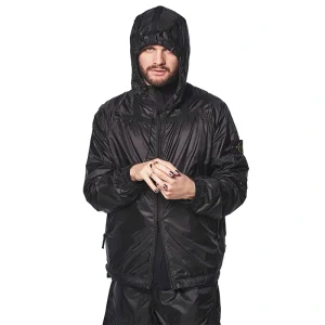 Areena Design <p>Upgrade your outerwear with the <strong>Stone Island Q100008 Ripstop Light Ht Nylon Jacket</strong>. This distinctive jacket style suits casual outfits, street-inspired looks, seasonal layering, and collector wardrobes.</p> Stone Island Q100008 Ripstop Light Ht Nylon Jacket <p>Upgrade your outerwear with the <strong>Stone Island Q100008 Ripstop Light Ht Nylon Jacket</strong>. This distinctive jacket style suits casual outfits, street-inspired looks, seasonal layering, and collector wardrobes.</p>