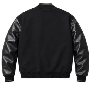 Areena Design <p>Bring a classic athletic edge to your wardrobe with the <strong>US Nike Football Nil Roster Varsity Jacket</strong>. This varsity jacket style suits streetwear, casual layering, game-day inspired looks, and collectors.</p> US Nike Football Nil Roster Varsity Jacket <p>Bring a classic athletic edge to your wardrobe with the <strong>US Nike Football Nil Roster Varsity Jacket</strong>. This varsity jacket style suits streetwear, casual layering, game-day inspired looks, and collectors.</p>