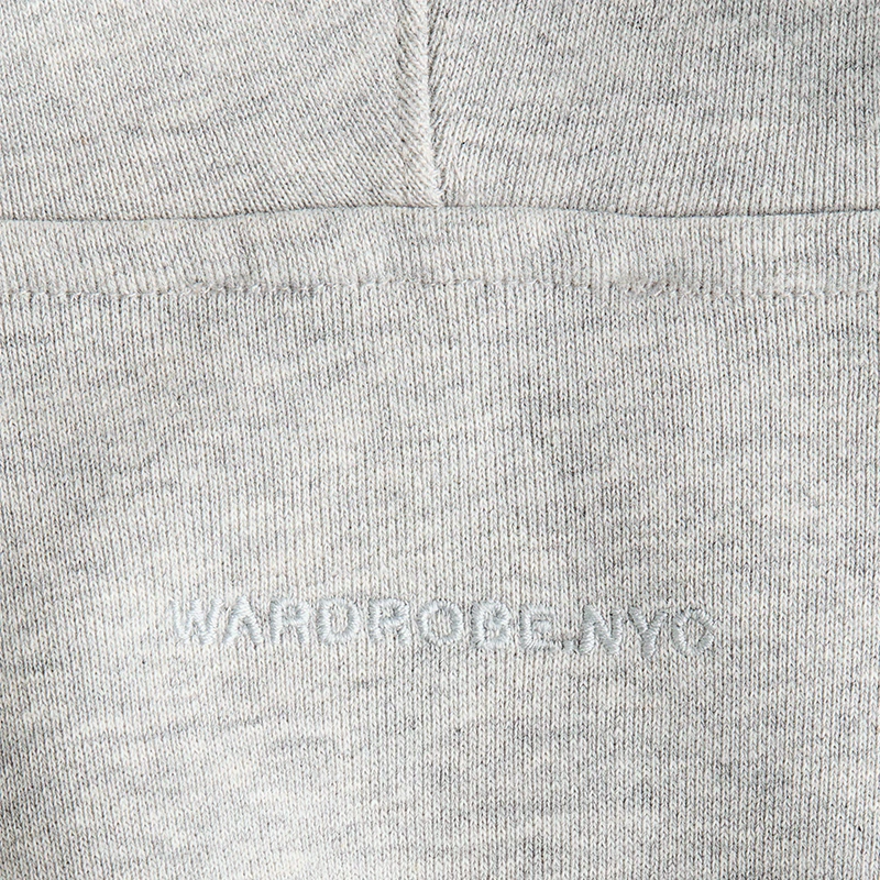 WARDROBE.NYC H&M Cropped Hoodie 1 WARDROBE.NYC H&M Cropped Hoodie <p>Shop the <strong>WARDROBE.NYC H&M Cropped Hoodie</strong>, a standout hoodie style for casual wear and street-inspired outfits. Ideal for everyday layering, relaxed looks, fan fashion, and seasonal wardrobe rotation.</p>