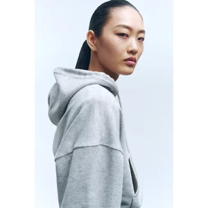 Areena Design <p>Shop the <strong>WARDROBE.NYC H&M Cropped Hoodie</strong>, a standout hoodie style for casual wear and street-inspired outfits. Ideal for everyday layering, relaxed looks, fan fashion, and seasonal wardrobe rotation.</p> WARDROBE.NYC H&M Cropped Hoodie <p>Shop the <strong>WARDROBE.NYC H&M Cropped Hoodie</strong>, a standout hoodie style for casual wear and street-inspired outfits. Ideal for everyday layering, relaxed looks, fan fashion, and seasonal wardrobe rotation.</p>