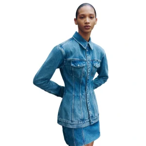 Areena Design <p>Upgrade your outerwear with the <strong>WARDROBE.NYC H&M Denim Hourglass Jacket</strong>. This distinctive jacket style suits casual outfits, street-inspired looks, seasonal layering, and collector wardrobes.</p> WARDROBE.NYC H&M Denim Hourglass Jacket <p>Upgrade your outerwear with the <strong>WARDROBE.NYC H&M Denim Hourglass Jacket</strong>. This distinctive jacket style suits casual outfits, street-inspired looks, seasonal layering, and collector wardrobes.</p>