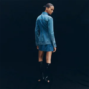 Areena Design <p>Upgrade your outerwear with the <strong>WARDROBE.NYC H&M Denim Hourglass Jacket</strong>. This distinctive jacket style suits casual outfits, street-inspired looks, seasonal layering, and collector wardrobes.</p> WARDROBE.NYC H&M Denim Hourglass Jacket <p>Upgrade your outerwear with the <strong>WARDROBE.NYC H&M Denim Hourglass Jacket</strong>. This distinctive jacket style suits casual outfits, street-inspired looks, seasonal layering, and collector wardrobes.</p>