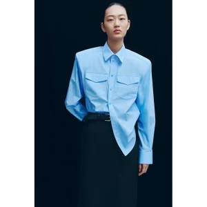 Areena Design <p>Refresh your wardrobe with the <strong>WARDROBE.NYC H&M Shoulder-Pad Poplin Shirt</strong>. This shirt style works well for casual outfits, street-inspired looks, easy layering, and standout everyday styling.</p> WARDROBE.NYC H&M Shoulder-Pad Poplin Shirt <p>Refresh your wardrobe with the <strong>WARDROBE.NYC H&M Shoulder-Pad Poplin Shirt</strong>. This shirt style works well for casual outfits, street-inspired looks, easy layering, and standout everyday styling.</p>