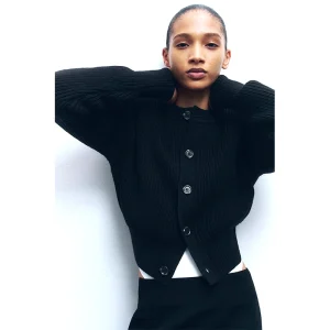 Areena Design <p>Discover the <strong>WARDROBE.NYC H&M Shoulder-Pad Wool Cardigan</strong>, a stylish sweater option for refined casual layering. Ideal for everyday outfits, seasonal styling, streetwear looks, and a versatile wardrobe rotation.</p> WARDROBE.NYC H&M Shoulder-Pad Wool Cardigan <p>Discover the <strong>WARDROBE.NYC H&M Shoulder-Pad Wool Cardigan</strong>, a stylish sweater option for refined casual layering. Ideal for everyday outfits, seasonal styling, streetwear looks, and a versatile wardrobe rotation.</p>