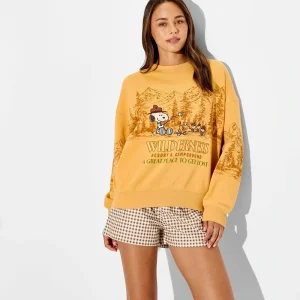 Areena Design <p>Shop the <strong>Women's PEANUTS Crewneck Snoopy Wilderness Graphic Pullover Sweatshirt</strong>, a comfortable crewneck graphic sweatshirt for casual everyday outfits. Perfect for relaxed weekends, seasonal layering, travel, gifting, and statement streetwear style.</p> Women's PEANUTS Crewneck Snoopy Wilderness Graphic Pullover Sweatshirt <p>Shop the <strong>Women's PEANUTS Crewneck Snoopy Wilderness Graphic Pullover Sweatshirt</strong>, a comfortable crewneck graphic sweatshirt for casual everyday outfits. Perfect for relaxed weekends, seasonal layering, travel, gifting, and statement streetwear style.</p>