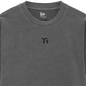 Areena Design <p>Shop the <strong>Y's x New Era Long Sleeve Cotton Tee</strong>, a standout T-shirt style for casual wear and street-inspired outfits. Ideal for everyday styling, layered looks, fan fashion, and statement wardrobes.</p> Y's x New Era Long Sleeve Cotton Tee <p>Shop the <strong>Y's x New Era Long Sleeve Cotton Tee</strong>, a standout T-shirt style for casual wear and street-inspired outfits. Ideal for everyday styling, layered looks, fan fashion, and statement wardrobes.</p>