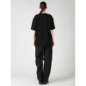 Areena Design <p>Shop the <strong>Y's x New Era Short Sleeve Black Cotton Tee</strong>, a standout T-shirt style for casual wear and street-inspired outfits. Ideal for everyday styling, layered looks, fan fashion, and statement wardrobes.</p> Y's x New Era Short Sleeve Black Cotton Tee <p>Shop the <strong>Y's x New Era Short Sleeve Black Cotton Tee</strong>, a standout T-shirt style for casual wear and street-inspired outfits. Ideal for everyday styling, layered looks, fan fashion, and statement wardrobes.</p>