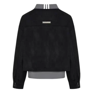 Areena Design <p>Upgrade your streetwear and fanwear rotation with the <strong>Adidas 3S Deluxe W Jacket</strong>, a statement jacket designed for a bold, modern look and easy everyday styling.</p><ul><li>Distinctive Adidas 3S Deluxe W Jacket inspired design</li><li>Versatile choice for casual wear, game day, events, or street style</li><li>Ideal for fans and collectors looking for standout apparel</li></ul> Adidas 3S Deluxe W Black Jacket