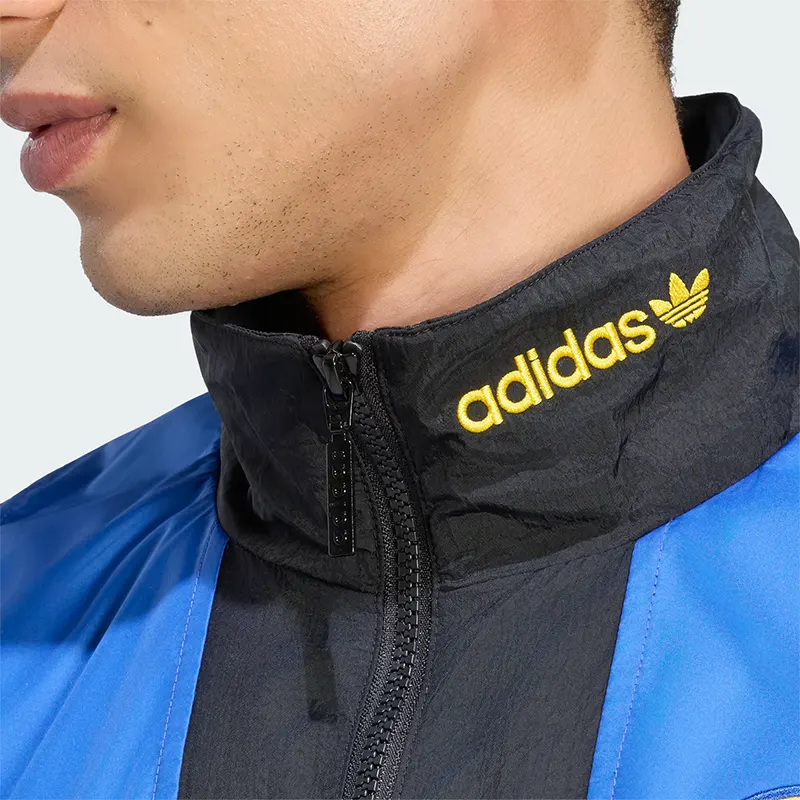 Adidas Club America EQT Track Top Adidas Club America EQT Track Top <p>Shop the Adidas Club America EQT Track Top, a heritage-inspired track top that blends football culture with classic Adidas styling. Ideal for casual wear, match-day outfits, and retro sportswear looks, this piece adds recognizable club or national-team identity to your wardrobe. A versatile choice for collectors and fans.</p>