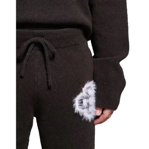 Areena Design <p>Create a coordinated streetwear look with the <strong>Couture Club Tracksuit</strong>. Designed for comfortable head-to-toe styling, this matching set is ideal for travel, lounging, casual outings, and modern athleisure outfits. Wear the pieces together or separately with sneakers and wardrobe basics for versatile everyday looks.</p> Couture Club Tracksuit <p>Create a coordinated streetwear look with the <strong>Couture Club Tracksuit</strong>. Designed for comfortable head-to-toe styling, this matching set is ideal for travel, lounging, casual outings, and modern athleisure outfits. Wear the pieces together or separately with sneakers and wardrobe basics for versatile everyday looks.</p>