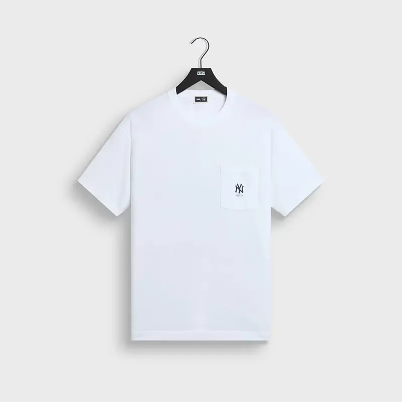 Kith x New York Yankees Crest Pocket Tee 4 Kith x New York Yankees Crest Pocket Tee <p>Upgrade your wardrobe with the <strong>Kith x New York Yankees Crest Pocket Tee</strong>, a stylish tee designed for fans of standout streetwear and modern outerwear. Featuring lightweight everyday fabric, a comfortable fit, and distinctive detailing, this piece is ideal for casual wear, collections, and everyday styling. Buy this premium tee online in the USA.</p>