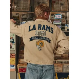 Areena Design <p>Upgrade your streetwear and fanwear rotation with the <strong>LA Rams x Elwood 1951 World Championship Jacket</strong>, a retro-inspired jacket designed for a bold, modern look and easy everyday styling.</p><ul><li>Distinctive LA Rams x Elwood 1951 World Championship Jacket inspired design</li><li>Versatile choice for casual wear, game day, events, or street style</li><li>Ideal for fans and collectors looking for standout apparel</li></ul> LA Rams x Elwood 1951 Brown World Championship Jacket