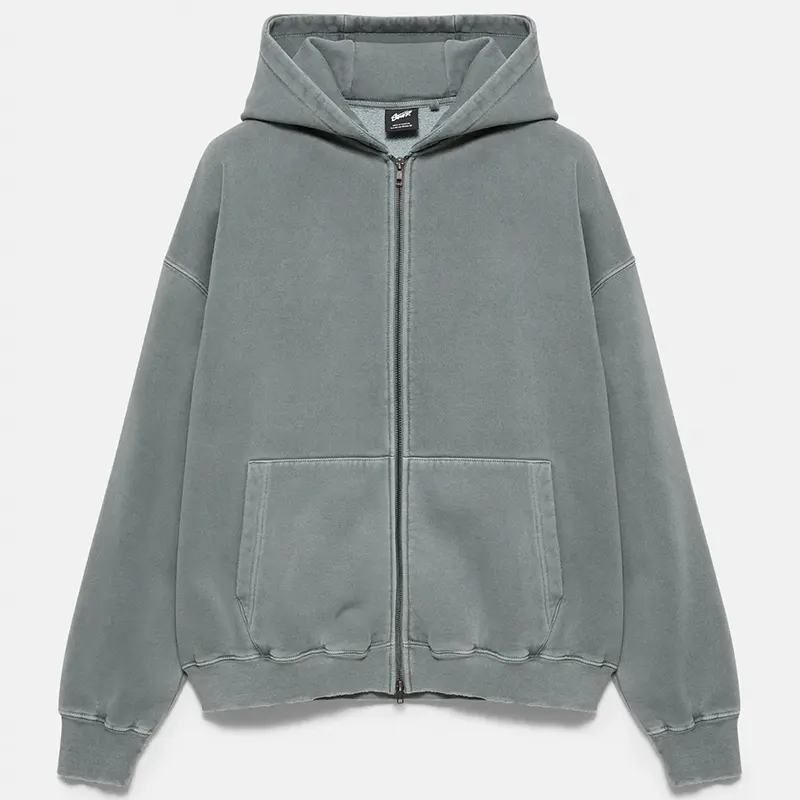 Pull And Bear STWD Hood Zip-up Sweatshirt 2 STWD Sweatshirt <p>Keep your everyday look clean and comfortable with the <strong>STWD Sweatshirt</strong>. This casual sweatshirt is an easy layering piece for relaxed outfits, streetwear styling and year-round off-duty wear.</p>