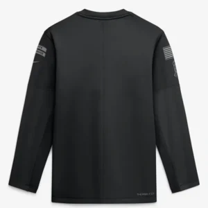Areena Design <p>Show your team pride in the Black Fleece Commanders 2026 Salute to Service Crewneck Sweatshirt with comfortable everyday style, versatile layering, and a confident f</p> Commanders 2026 Salute to Service Black Crewneck Sweatshirt