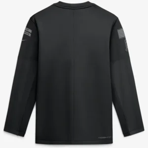Areena Design <p>Show your team pride in the Black Fleece Eagles 2026 Salute to Service Crewneck Sweatshirt with comfortable everyday style, versatile layering, and a confident fan-f</p> Eagles 2026 Salute to Service Black Crewneck Sweatshirt