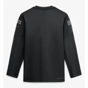 Areena Design <p>Show your team pride in the Black Fleece Giants 2026 Salute to Service Crewneck Sweatshirt with comfortable everyday style, versatile layering, and a confident fan-f</p> Giants 2026 Salute to Service Black Crewneck Sweatshirt