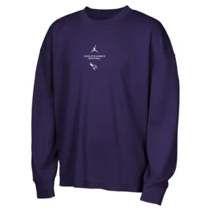 Areena Design <p>Shop the Jordan x NBA Charlotte Hornets 2026 Standard Issue Long Sleeve T-Shirt in Purple Fleece, made for comfortable everyday wear, easy layering, game da Jordan x NBA Charlotte Hornets 2026 Standard Issue Long Sleeve T-Shirt