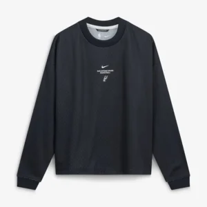 Areena Design <p>Show your team pride in this Black Fleece T-shirt. Soft, versatile, and easy to style, it brings comfortable team spirit to game days, casual weekends, travel, and everyday layering with a polished athletic finish.</p> NBA x Nike San Antonio Spurs 2026 Standard Issue Practice Long Sleeve T-Shirt <p>Show your team pride in this Black Fleece T-shirt. Soft, versatile, and easy to style, it brings comfortable team spirit to game days, casual weekends, travel, and everyday layering with a polished athletic finish.</p>
