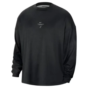 Areena Design <p>Show your team pride in this Black Fleece T-shirt. Soft, versatile, and easy to style, it brings comfortable team spirit to game days, casual weekends, travel, and everyday layering with a polished athletic finish.</p> NBA x Nike San Antonio Spurs 2026 Standard Issue Practice Long Sleeve T-Shirt <p>Show your team pride in this Black Fleece T-shirt. Soft, versatile, and easy to style, it brings comfortable team spirit to game days, casual weekends, travel, and everyday layering with a polished athletic finish.</p>