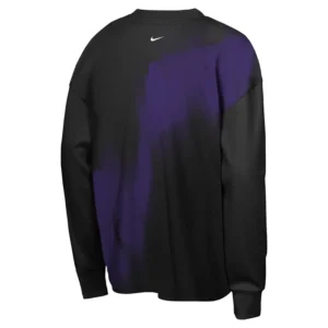 Areena Design <p>Show your team pride in this Black Fleece T-shirt. Soft, versatile, and easy to style, it brings comfortable team spirit to game days, casual weekends, travel, and everyday layering with a polished athletic finish.</p> NBA x Nike Utah Jazz 2026 Standard Issue Practice Long Sleeve T-Shirt <p>Show your team pride in this Black Fleece T-shirt. Soft, versatile, and easy to style, it brings comfortable team spirit to game days, casual weekends, travel, and everyday layering with a polished athletic finish.</p>