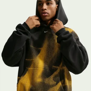 Areena Design <p>Shop the Nike x NBA Los Angeles Lakers 2026 Standard Issue Hoodie in Black Fleece, made for comfortable everyday wear, easy layering, game days, travel, wee Nike x NBA Los Angeles Lakers 2026 Standard Issue Hoodie