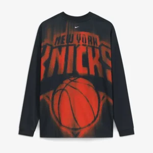 Areena Design <p>Shop the Nike x NBA New York Knicks 2026 Standard Issue Long Sleeve T-Shirt in Black Fleece, made for comfortable everyday wear, easy layering, game days, t Nike x NBA New York Knicks 2026 Standard Issue Long Sleeve T-Shirt
