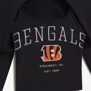 Areena Design <p>Show your team pride in the Black Fleece Off Season x NFL Cincinnati Bengals Shrug Cami with comfortable everyday style, versatile layering, and a confident fan-focu</p> Women's Off Season x NFL Cincinnati Bengals Shrug Cami