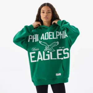 Areena Design <p>Show your team pride in this Kelly Green Fleece hoodie. Soft, versatile, and easy to style, it brings comfortable team spirit to game days, casual weekends, travel, and everyday layering with a polished athletic finish.</p> Off Season x NFL Philadelphia Eagles Oversized Hoodie