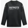 Areena Design <p>Show your team pride in the Black Fleece Bears 2026 Salute to Service Crewneck Sweatshirt with comfortable everyday style, versatile layering, and a confident fan-fo</p> Patriots 2026 Salute to Service Crewneck Sweatshirt